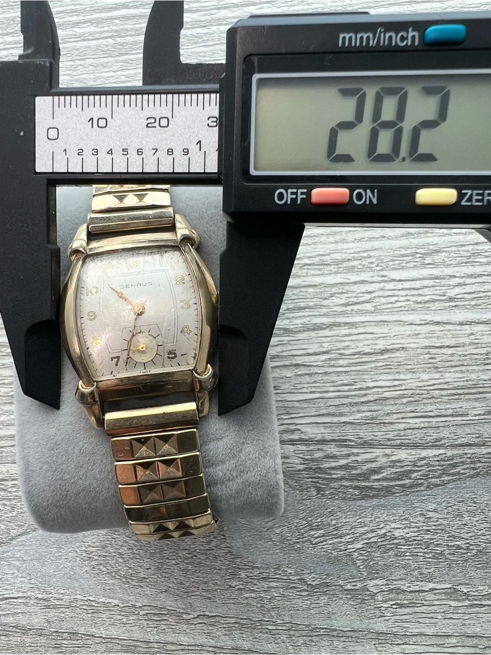 Benrus vintage men’s tank watch mechanical gold